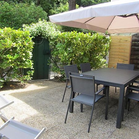 Appartement Les Cigales Rez De Jardin A 10Mn Des Plus Belles Plages Hyères Екстериор снимка
