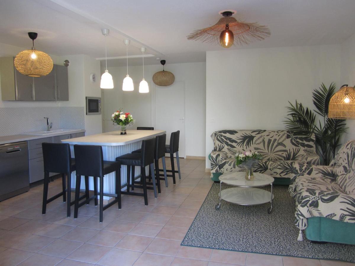 Appartement Les Cigales Rez De Jardin A 10Mn Des Plus Belles Plages Hyères Екстериор снимка